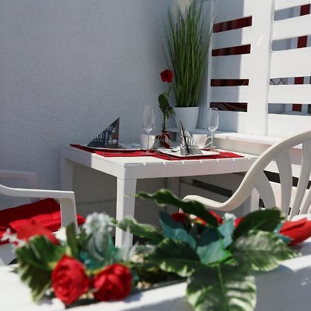 Ehm Resort Mesteri Εξωτερικό φωτογραφία