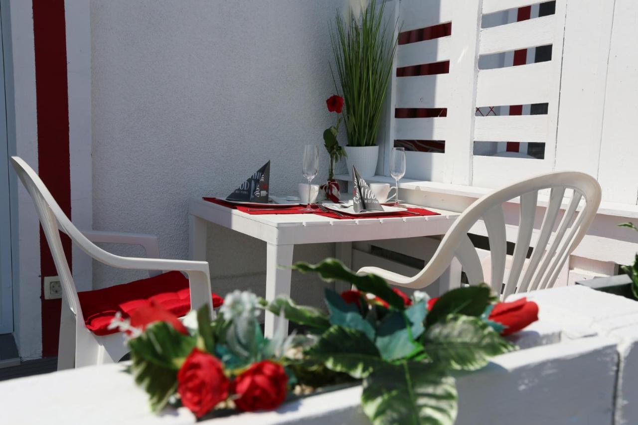 Ehm Resort Mesteri Εξωτερικό φωτογραφία
